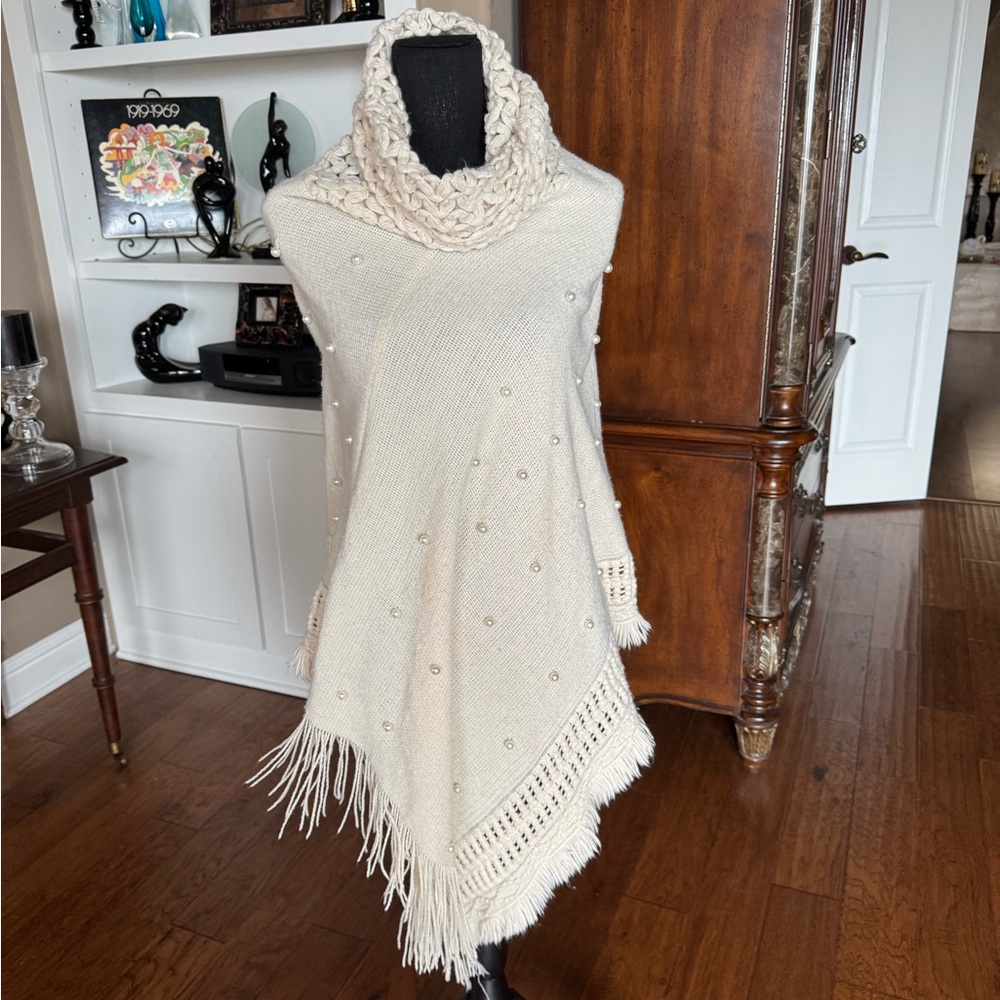 Charlotte Daniel‎ Knit Poncho Faux Pearls